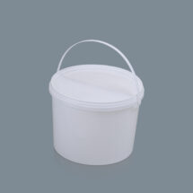 10lt White lightweight(Plastic Handle) (440) with white lids LW